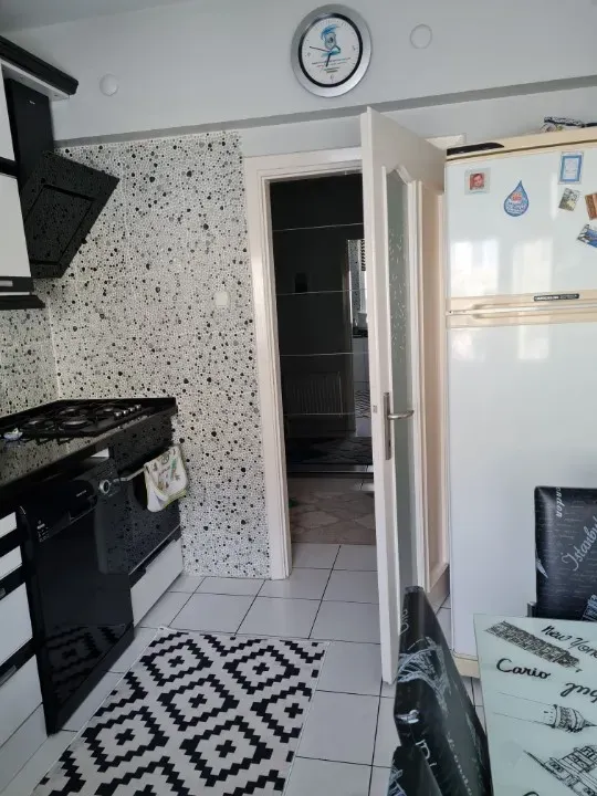 SAKARYA EĞİTİM ARAŞTIRMA HAST.YAKINI KİRALIK 3+1 LUX EŞYALI DAİRE