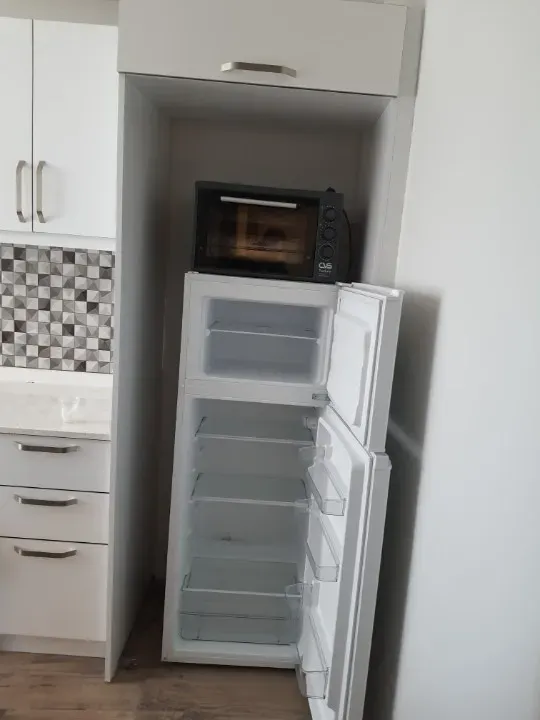 SAKARYA EĞİTİM ARAŞTIRMA HAST.CİVARI SATILIK FUL LUX EŞYALI 2+1 DAİRE