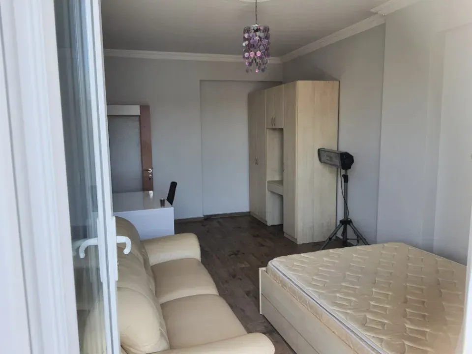 SAKARYA EĞİTİM ARAŞTIRMA HAST.CİVARI SATILIK FUL LUX EŞYALI 2+1 DAİRE