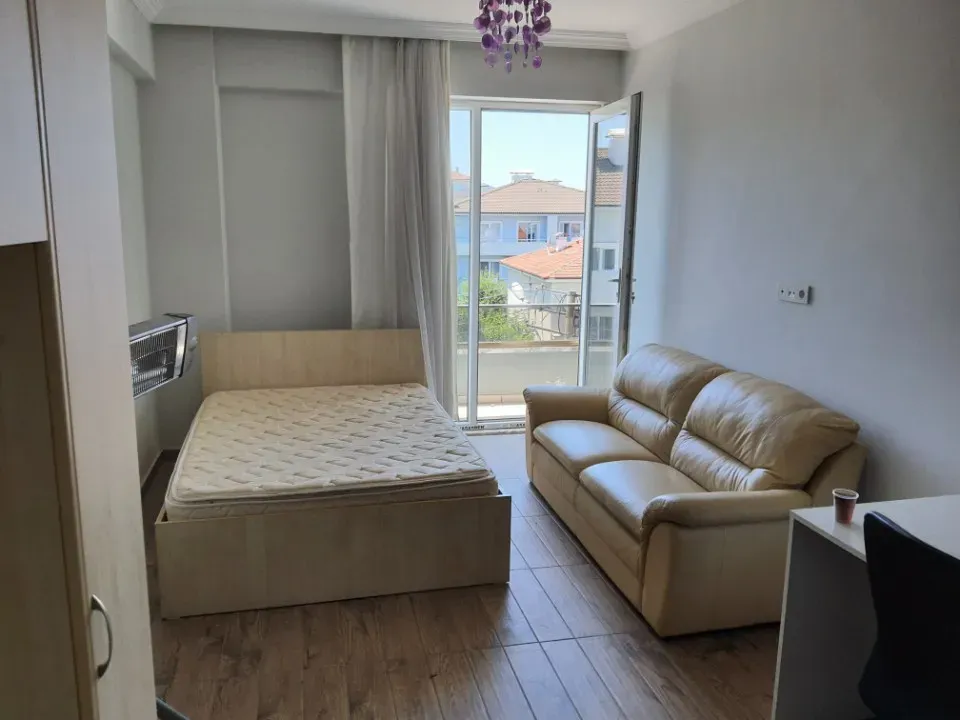 SAKARYA EĞİTİM ARAŞTIRMA HAST.CİVARI SATILIK FUL LUX EŞYALI 2+1 DAİRE