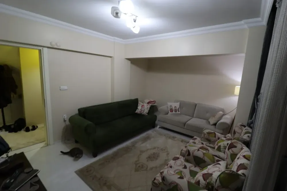 SERDİVAN YAZLIK GİRİŞİNDE MÜKEMMEL KONUMDA DAİRE