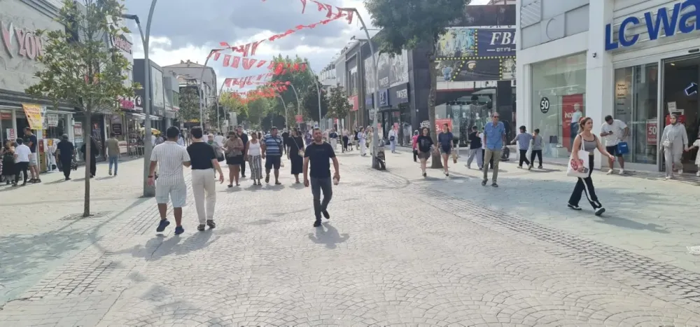 Çark Caddesinde Kiralık Eşyalı Daire