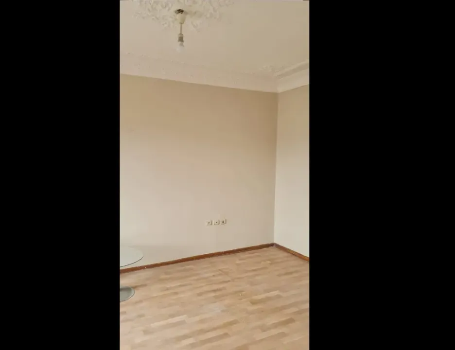 Çark Caddesinde Kiralık Eşyalı Daire