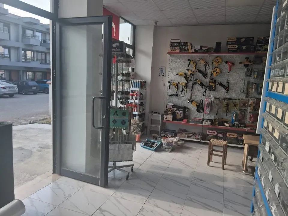 Devren Kiralık Nalbur Dükkanı