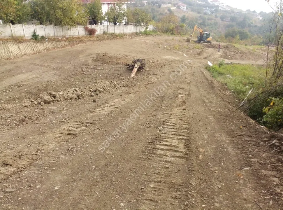 GEYVE KÖPRÜBAŞI HEMEN İNŞAATA BAŞLA - 1041 m² KONUT İMARLI CAZİP FİYATLI ARSA