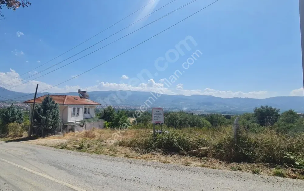 GEYVE DÜZAKÇAŞEHİR'DE 519 m² YATIRIM DEĞERİ YÜKSEK BÖGEDE İMARLI ARSA