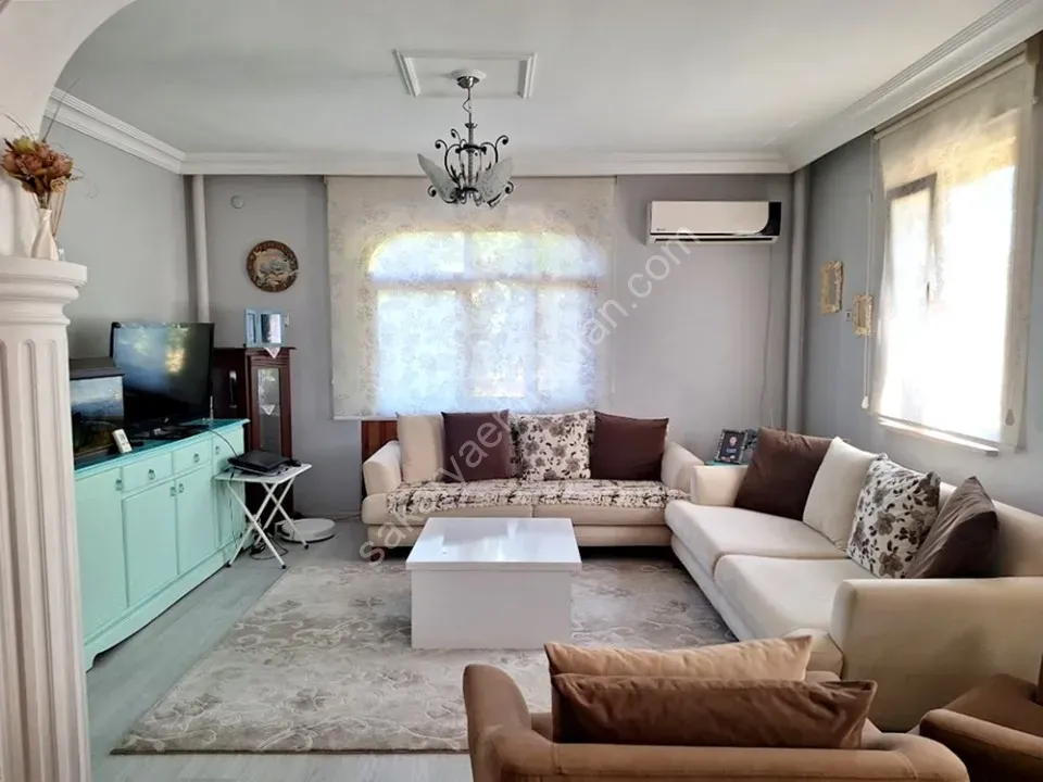 ARİFİYE AŞAĞIKİRAZCA MAHALLESİNDE SATILIK 5+1 MÜSTAKİL EV