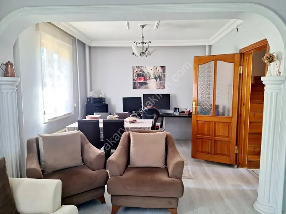 ARİFİYE AŞAĞIKİRAZCA MAHALLESİNDE SATILIK 5+1 MÜSTAKİL EV