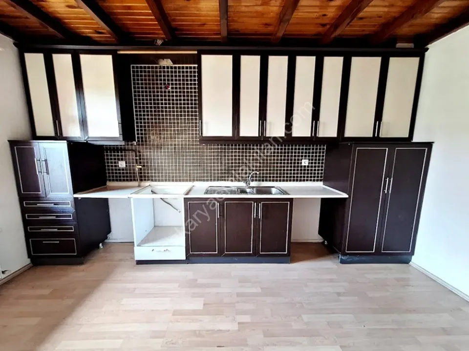 SAPANCA GAZİPAŞA MAHALLESİNDE KİRALIK 2+1 DAİRE