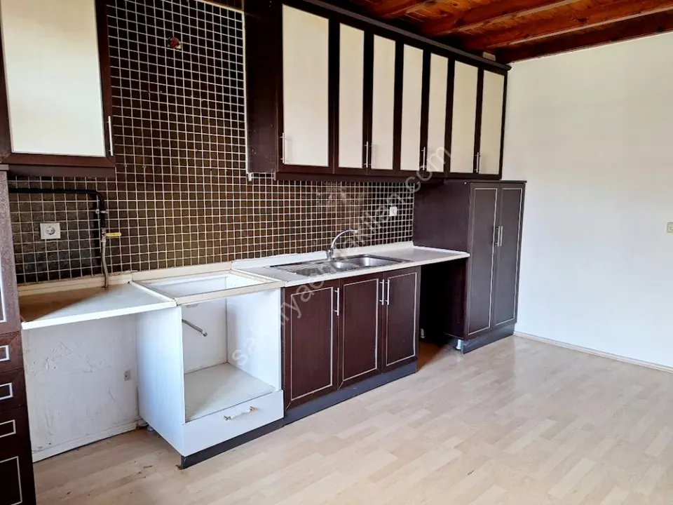 SAPANCA GAZİPAŞA MAHALLESİNDE KİRALIK 2+1 DAİRE