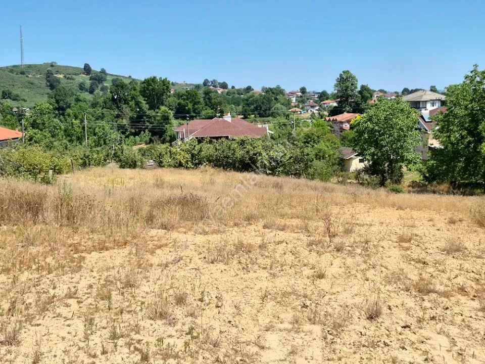 KARASU LİMANDERE MAHALLESİNDE SATILIK ARSA