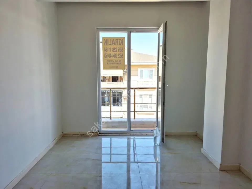 ADAPAZARI AKINCILAR MAHALLESİNDE KİRALIK 2+1 DAİRE