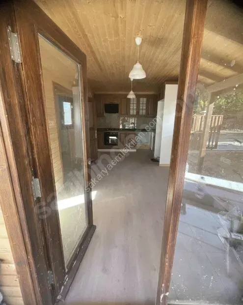 GEYVE ÇAMLIK KÖYÜNDE MUHTEŞEM VİLLA