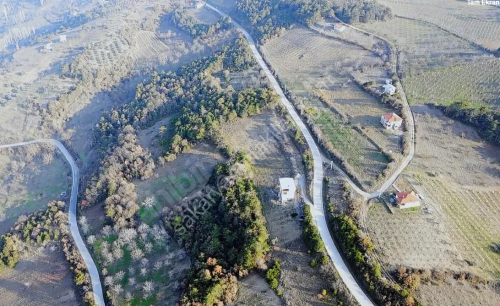 GEYVE CECELER KÖYÜNDE 2122 m² FUL MANZARALI, KONTEYNER VE TİNY HOUSE İÇİN İDEAL ARAZİ