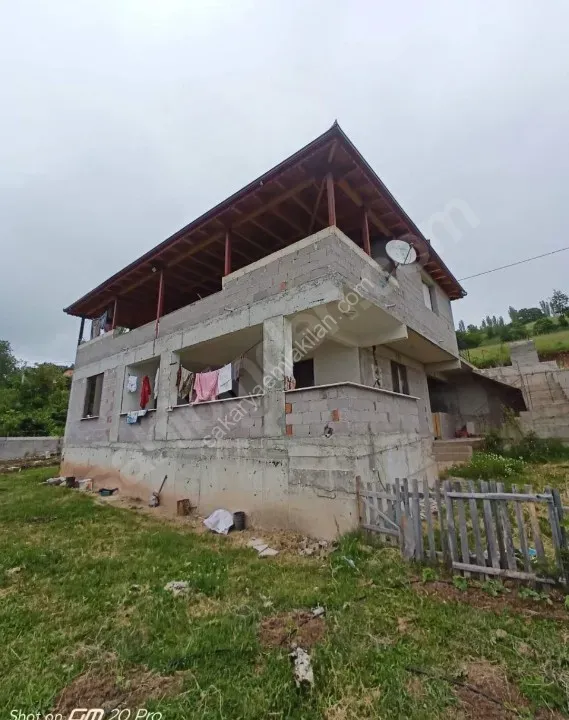 SAKARYA PAMUKOVA BAKACAK MAH.SATILIK KÖY EVİ