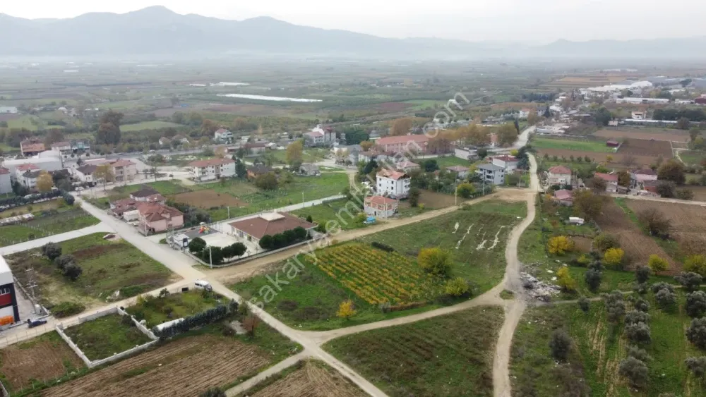 SAKARYA PAMUKOVA CUMHURİYET MAH.MÜKEMMEL KONUMDA 375 M2 İMARLI ARSA