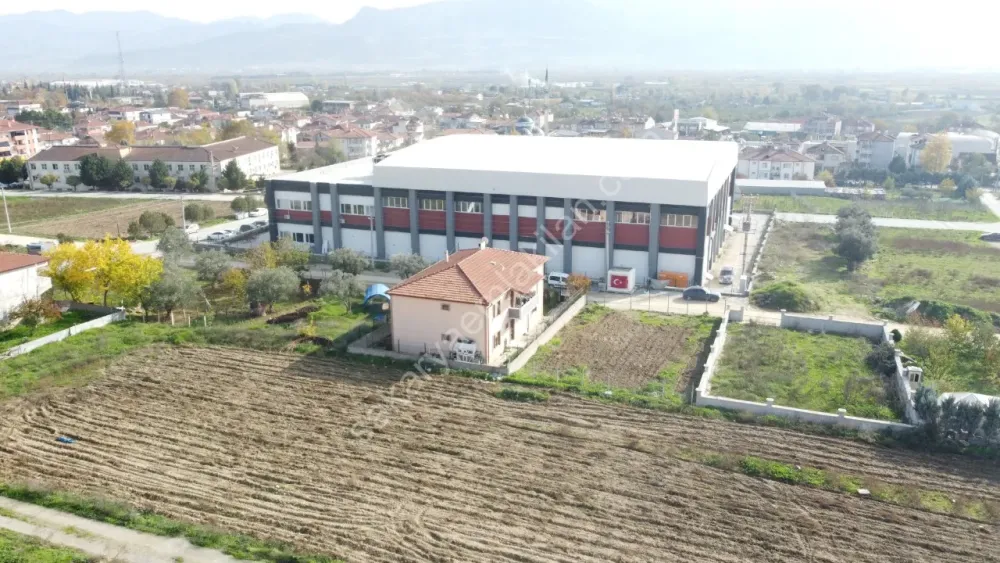 SAKARYA PAMUKOVA CUMHURİYET MAH.MÜKEMMEL KONUMDA 375 M2 İMARLI ARSA