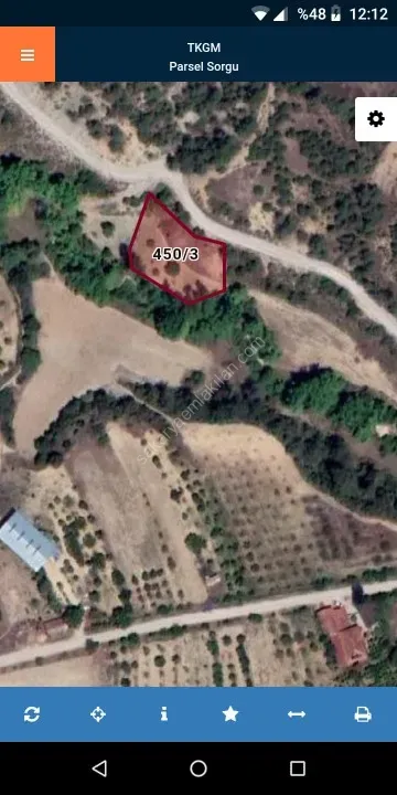 GEYVE ÇAMLIK KÖYÜNDE TAM YATIRIMLIK YOLA CEPHE 1056 m² FIRSAT HOBİ BAHÇESİ