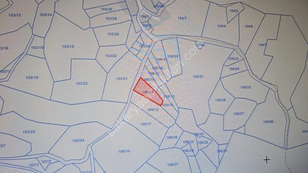 GEYVE KÖPRÜBAŞI OKUL MAH. KONTEYNER İÇİN İDEAL 730 m² MANZARALI RESMİ YOLA CEPHELİ