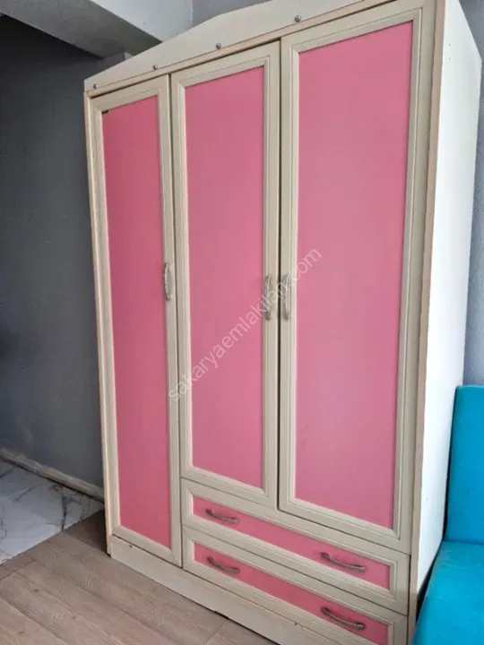 ADAPAZARI MERKEZDE KİRALIK EŞYALI STÜDYO DAİRE