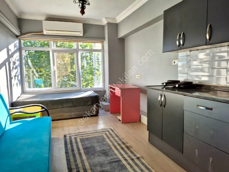 ADAPAZARI MERKEZDE KİRALIK EŞYALI STÜDYO DAİRE