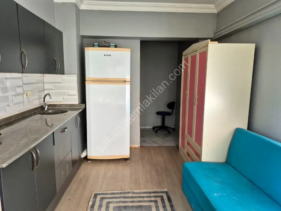 ADAPAZARI MERKEZDE KİRALIK EŞYALI STÜDYO DAİRE
