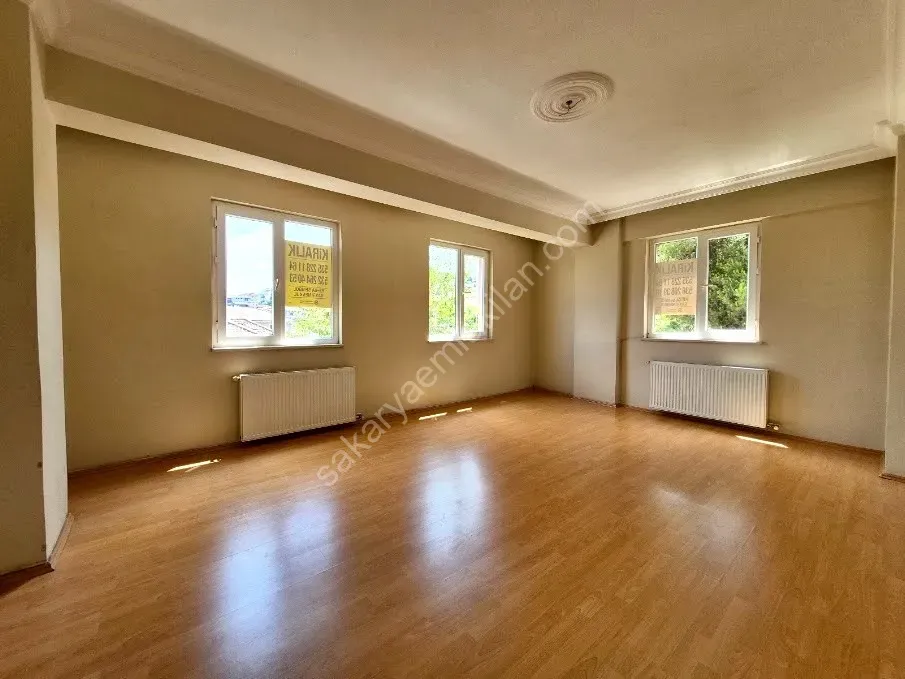 SERDİVAN MERKEZDE KİRALIK 3+1 DAİRE