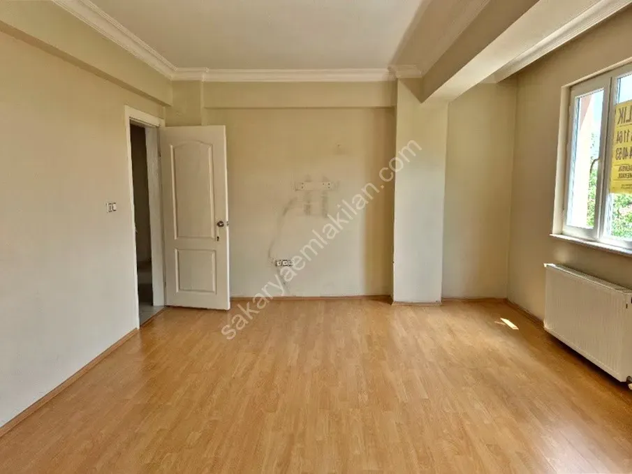 SERDİVAN MERKEZDE KİRALIK 3+1 DAİRE