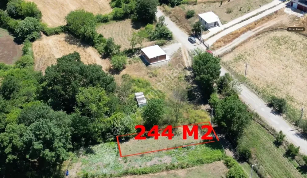 Şehrin Stresinden Uzaklaşın! Kanarca Sabırlı'da 244 m² Köy İçi Arsa